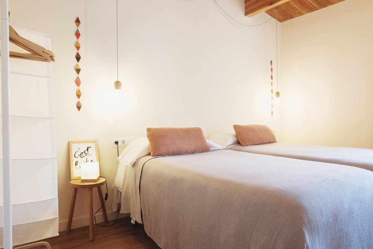 Casa Diana - B - By Lohodihomes Sant Jordi Desvalls المظهر الخارجي الصورة